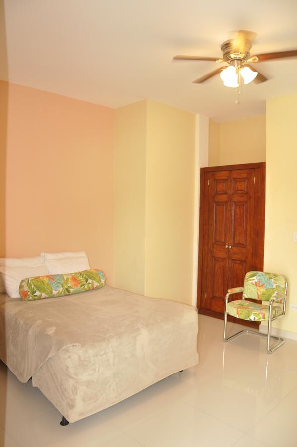 Sams Hotel Port-au-Prince Dış mekan fotoğraf